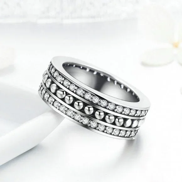 "925 Silver Plated Classic White CZ Wedding Couple Ring, FB16FA1089 - Picture 4 of 6